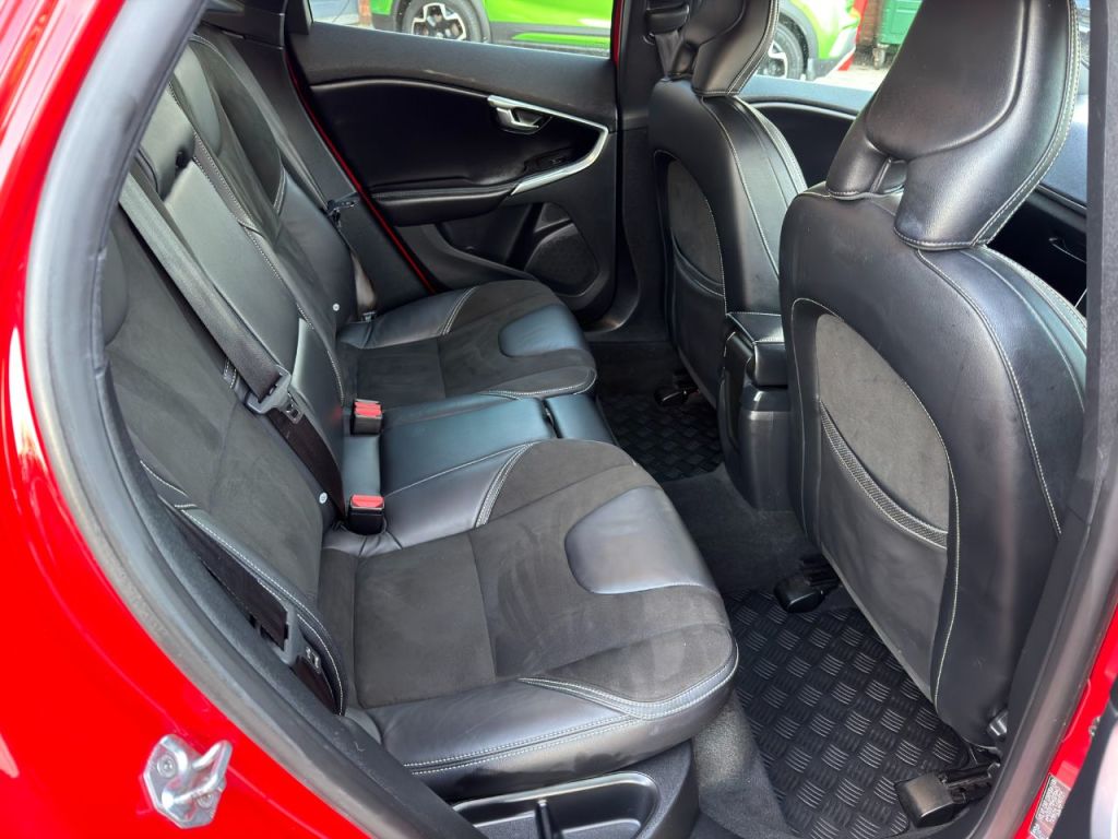 Used Volvo V40 2017 for sale - 76590641: Photo 16