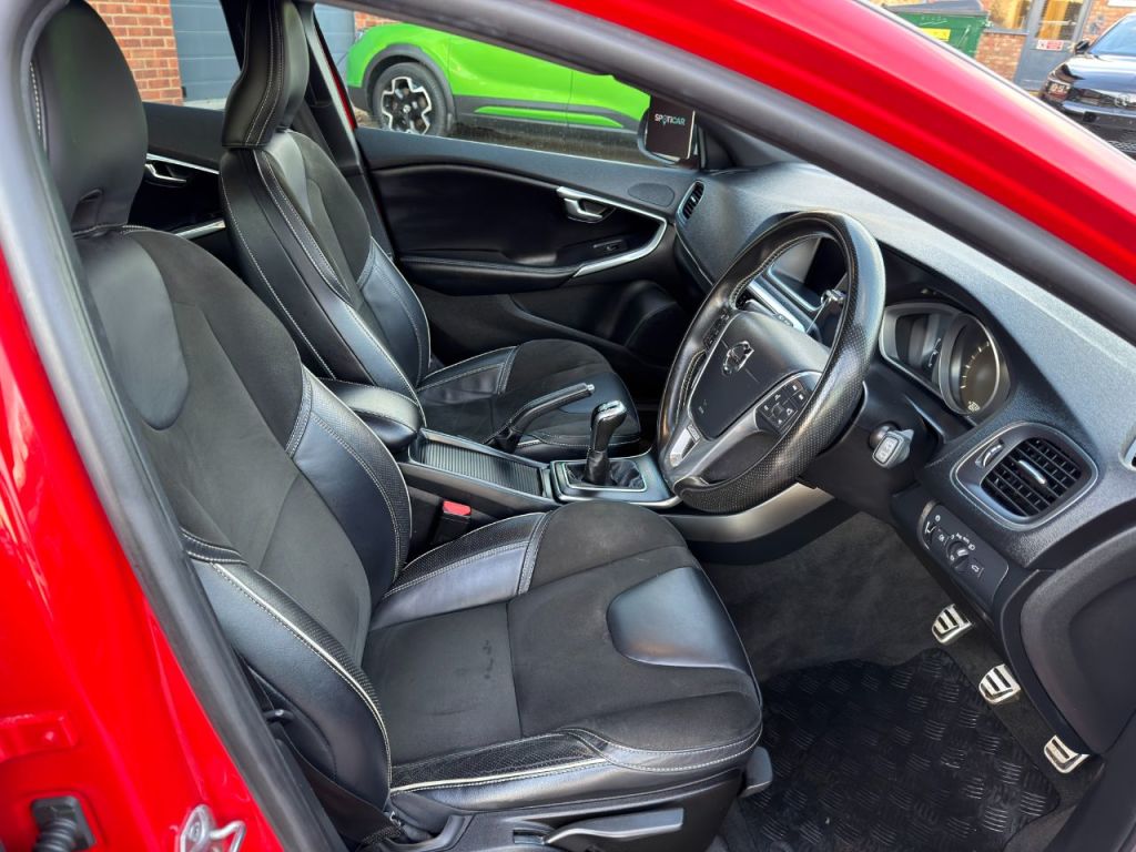 Used Volvo V40 2017 for sale - 76590641: Photo 18