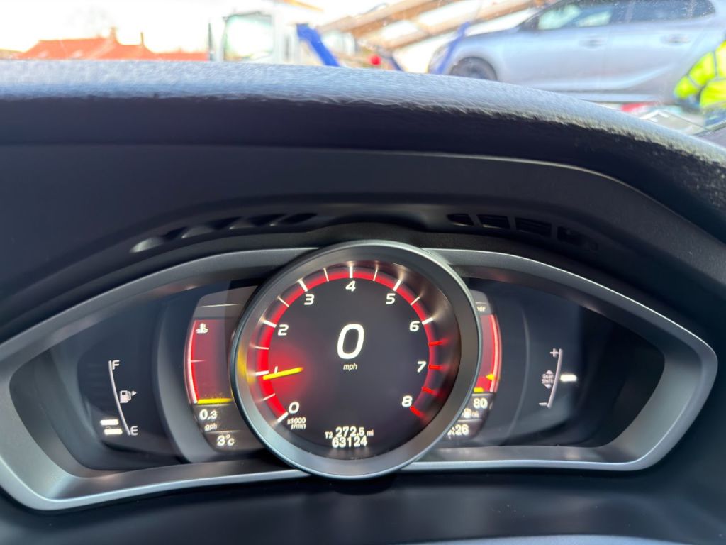 Used Volvo V40 2017 for sale - 76590641: Photo 20