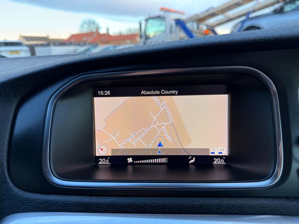 Used Volvo V40 2017 for sale - 76590641: Photo 21