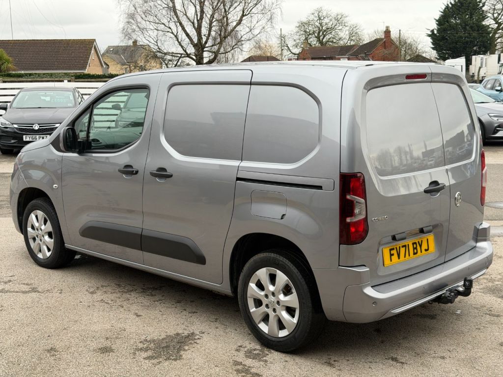 Used Vauxhall Combo 2021 for sale - 77506511: Photo 2