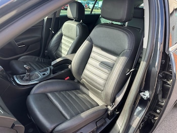 Used Vauxhall Insignia 2015 for sale - 75716819: Photo