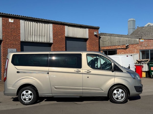 Used Ford Tourneo Custom 2016 for sale - 75358751: Photo 2