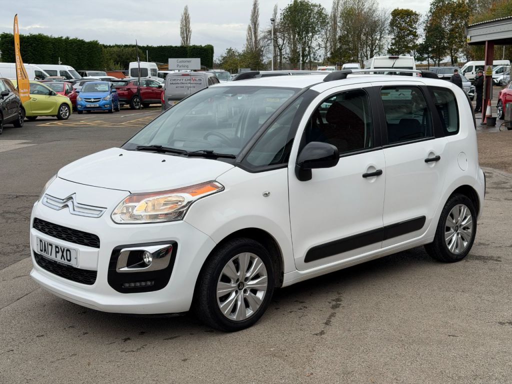 Used Citroen C3 Picasso 2017 for sale - 76428844: Photo 11
