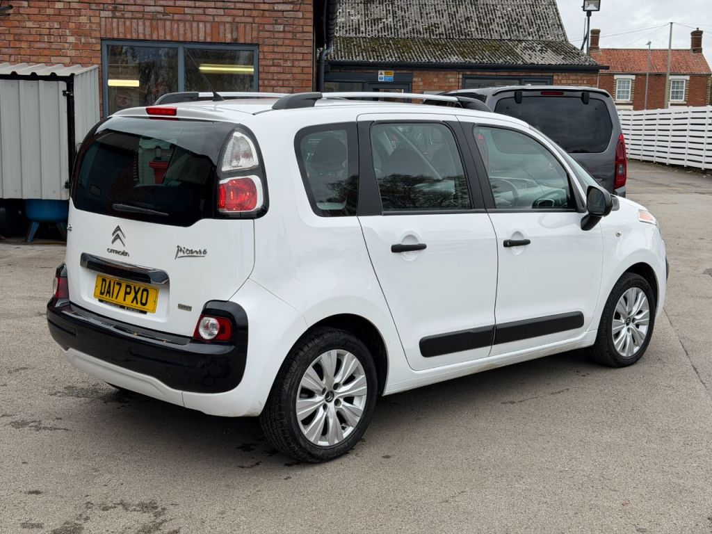 Used Citroen C3 Picasso 2017 for sale - 76428844: Photo 14