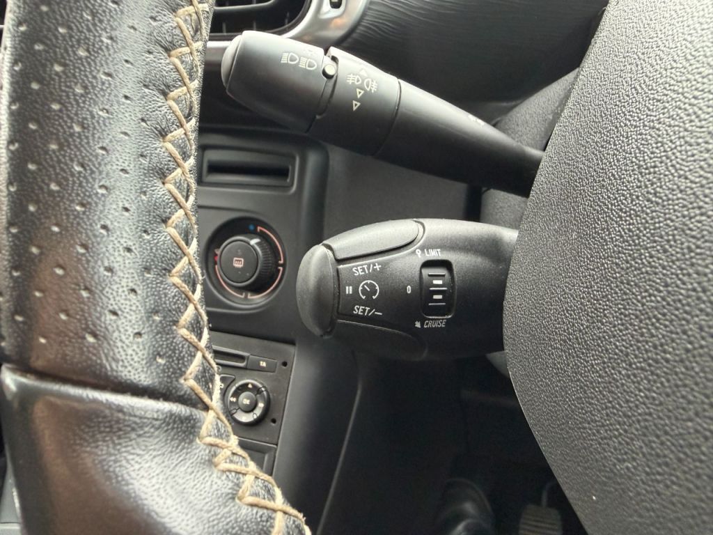 Used Citroen C3 Picasso 2017 for sale - 76428844: Photo 22