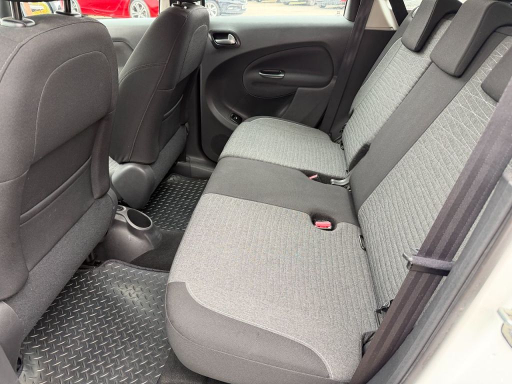 Used Citroen C3 Picasso 2017 for sale - 76428844: Photo 9