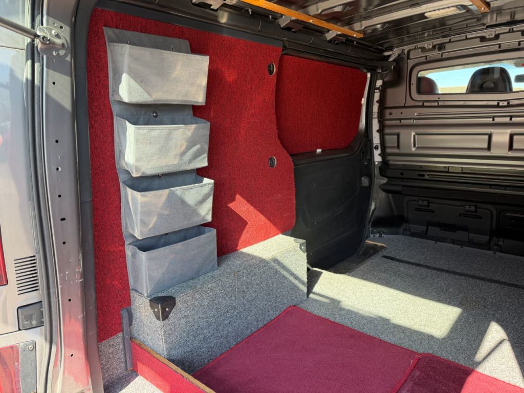 Used Vauxhall Vivaro 2015 for sale - 78153414: Photo 15