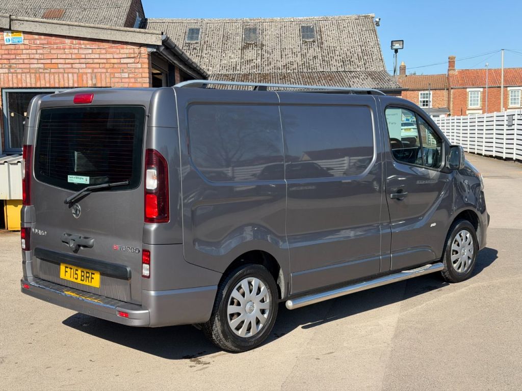 Used Vauxhall Vivaro 2015 for sale - 78153414: Photo 18