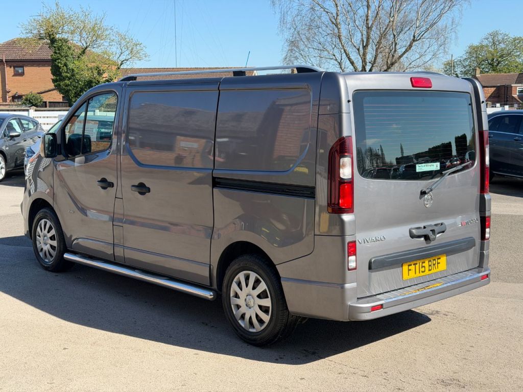 Used Vauxhall Vivaro 2015 for sale - 78153414: Photo 2