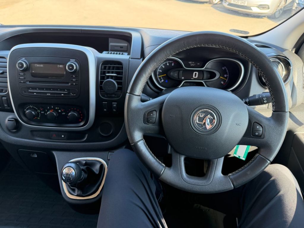 Used Vauxhall Vivaro 2015 for sale - 78153414: Photo 22
