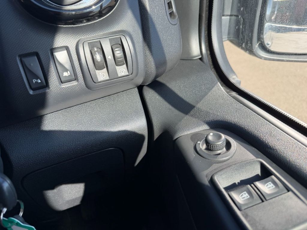 Used Vauxhall Vivaro 2015 for sale - 78153414: Photo 28