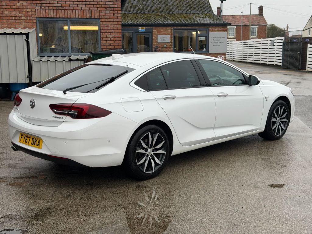 Used Vauxhall Insignia 2017 for sale - 77641910: Photo 13
