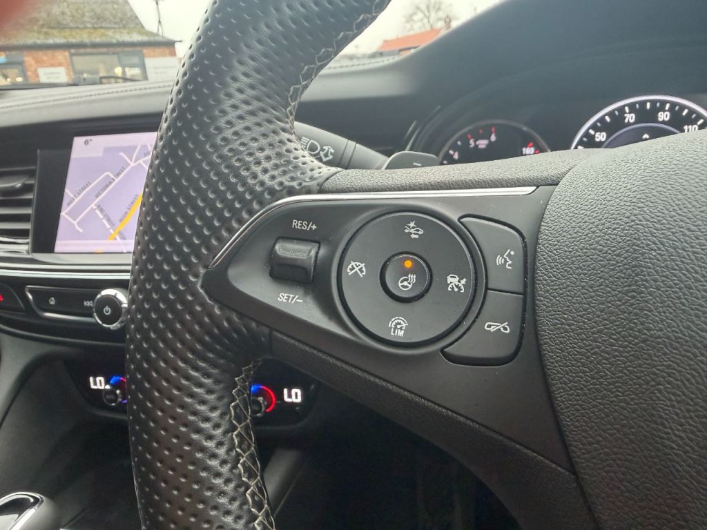 Used Vauxhall Insignia 2017 for sale - 77641910: Photo 27