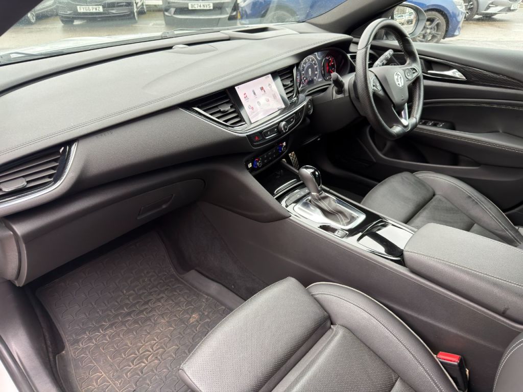 Used Vauxhall Insignia 2017 for sale - 77641910: Photo 3