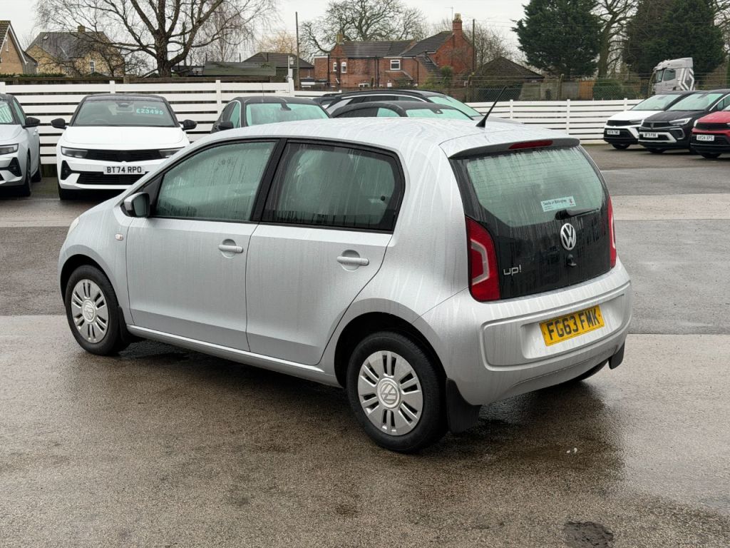Used Volkswagen up! 2013 for sale - 77187669: Photo 2