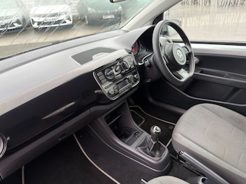 Used Volkswagen up! 2013 for sale - 77187669: Photo