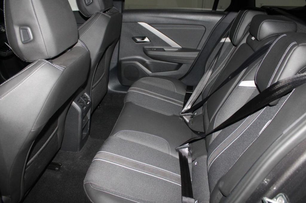 Used Vauxhall Astra 2025 for sale - 77171477: Photo 5