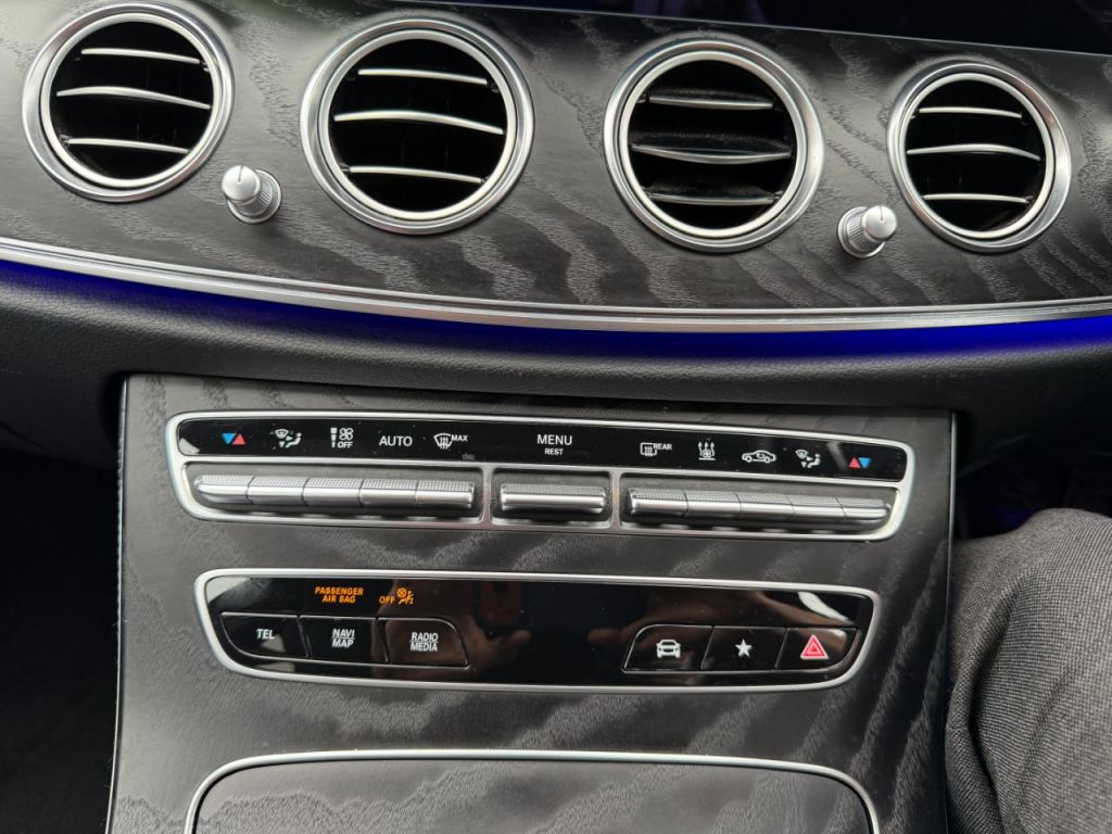 Used Mercedes-Benz E Class 2020 for sale - 76312838: Photo 30