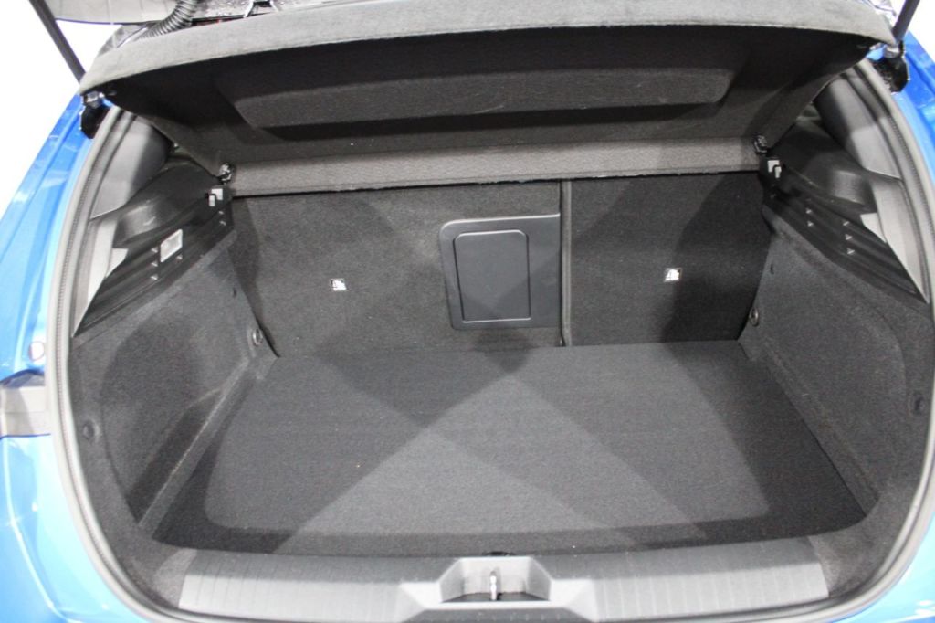 Used Vauxhall Astra 2023 for sale - 77355036: Photo 18