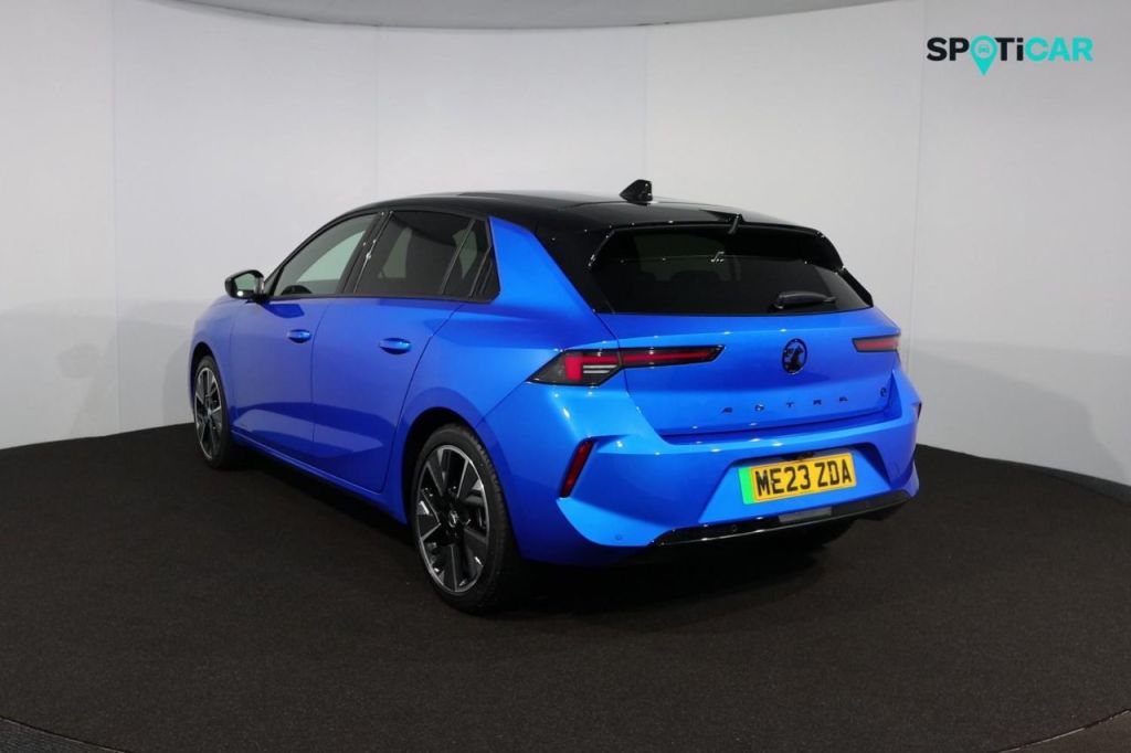 Used Vauxhall Astra 2023 for sale - 77355036: Photo 2