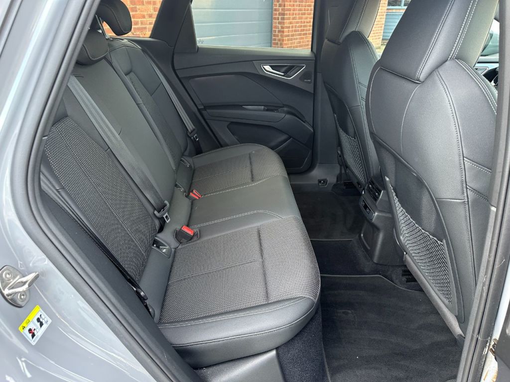 Used Audi Q4 e-tron 2023 for sale - 75994871: Photo 23