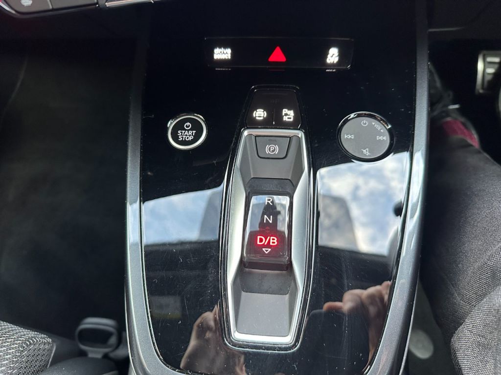 Used Audi Q4 e-tron 2023 for sale - 75994871: Photo 35