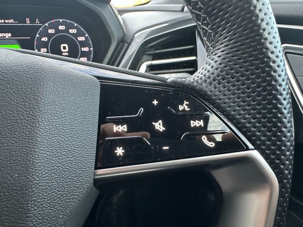 Used Audi Q4 e-tron 2023 for sale - 75994871: Photo 41