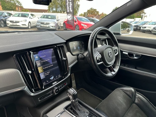 Used Volvo V90 2017 for sale - 76312819: Photo 5