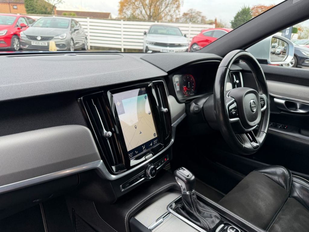 Used Volvo V90 2017 for sale - 76312819: Photo 6