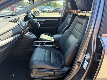 Used Honda CR-V 2019 for sale - 78850206: Photo