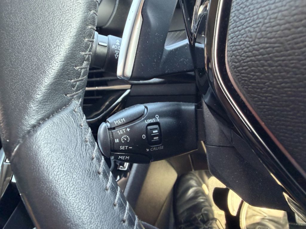 Used Peugeot 2008 2021 for sale - 78153419: Photo 25