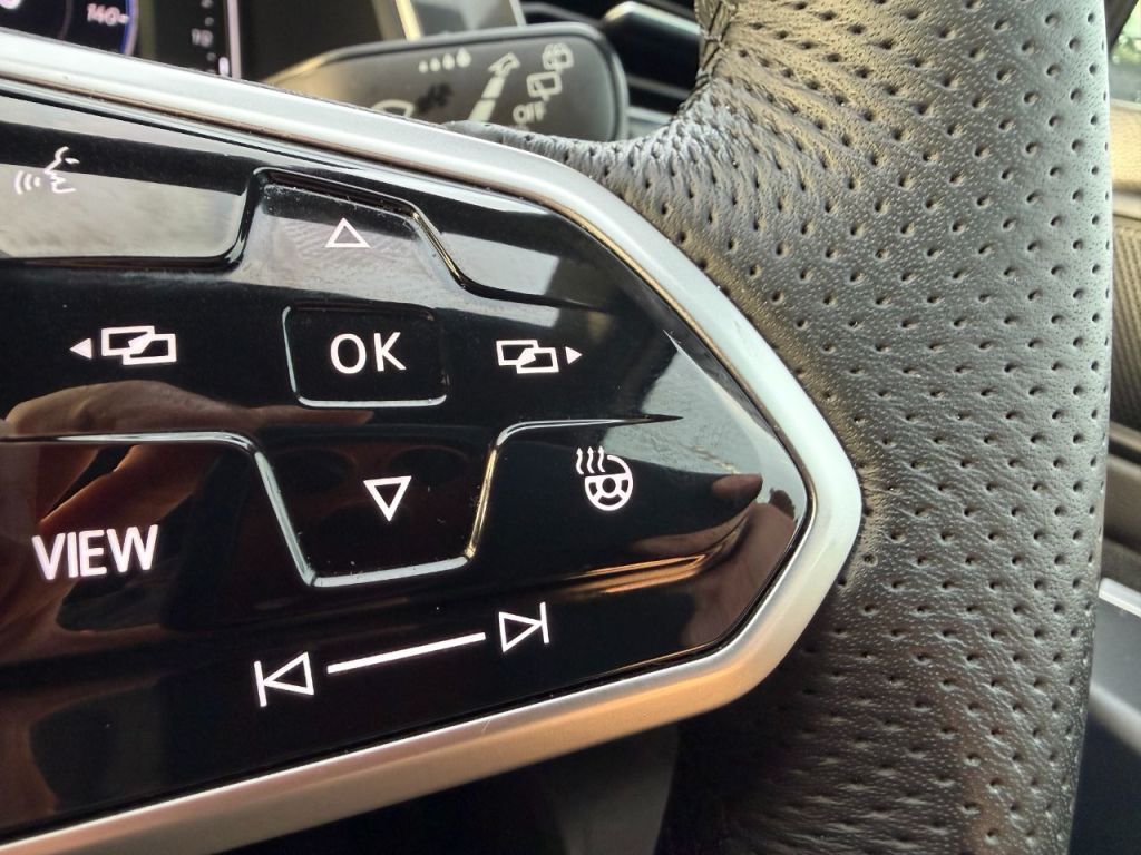 Used Volkswagen Tiguan 2021 for sale - 75527337: Photo 42