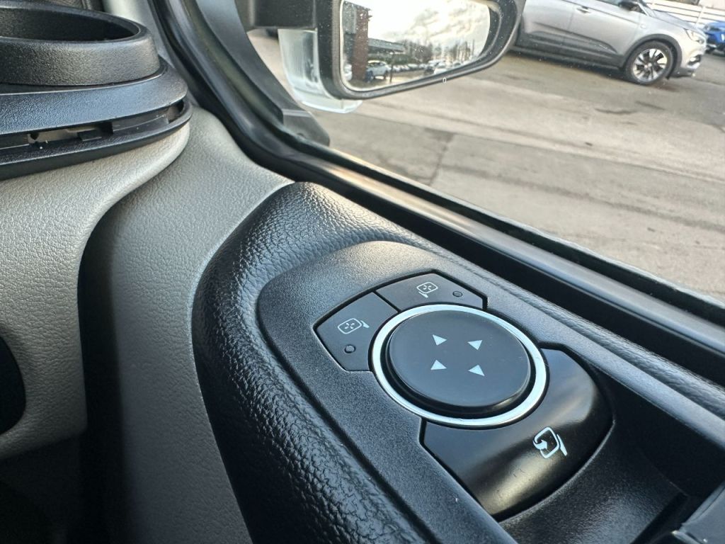 Used Ford Tourneo Custom 2019 for sale - 76603811: Photo 28