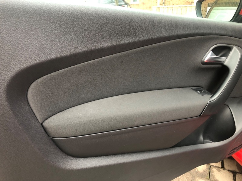 Used Volkswagen Polo 2010 for sale - 76712229: Photo 44