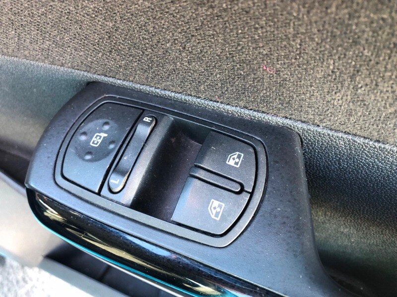 Used Vauxhall Corsa 2012 for sale - 78168119: Photo 44