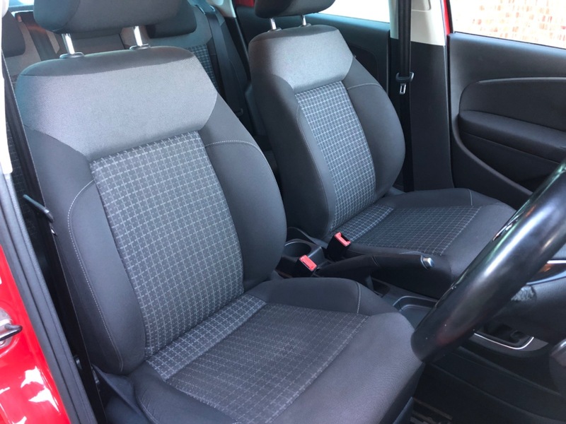 Used Volkswagen Polo 2017 for sale - 76758784: Photo 37