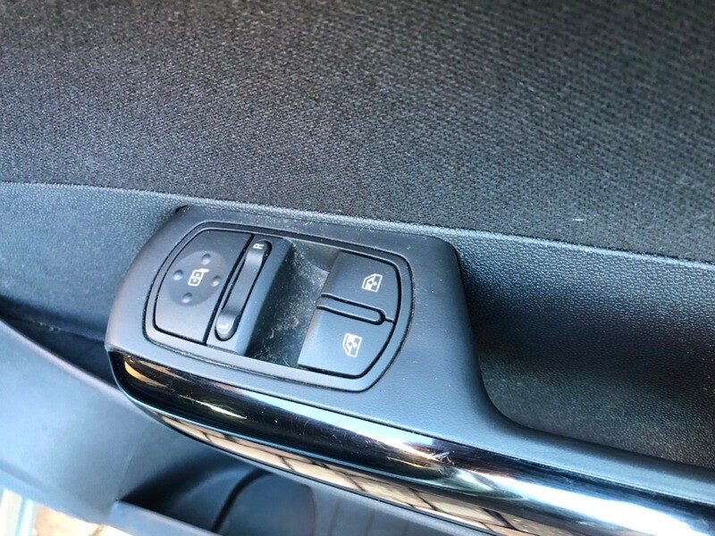 Used Vauxhall Corsa 2013 for sale - 77766049: Photo 32