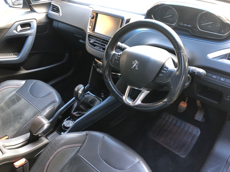 Used Peugeot 2008 2014 for sale - 76396685: Photo 39
