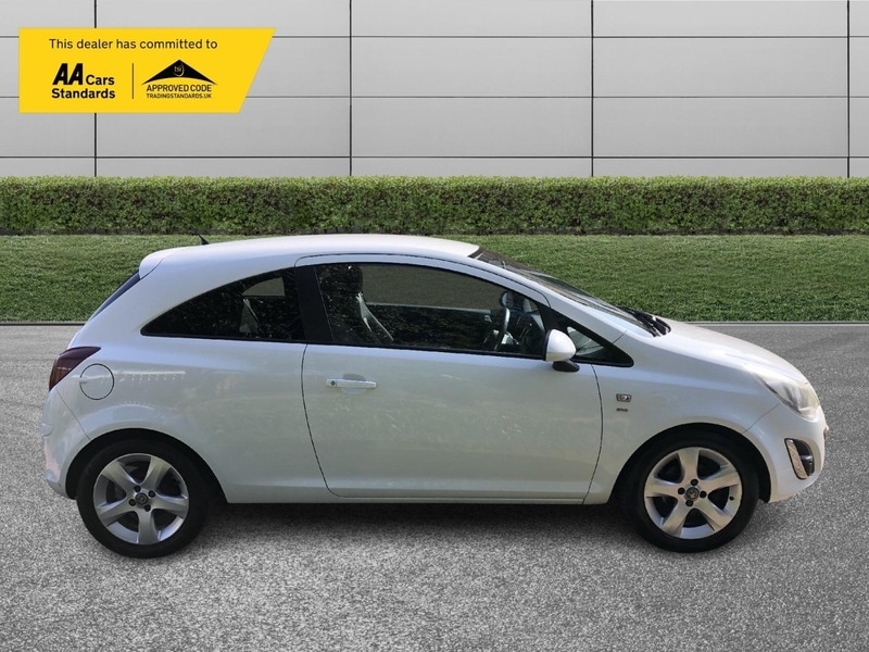 Used Vauxhall Corsa 2012 for sale - 77976875: Photo 3