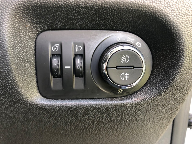 Used Vauxhall Corsa 2012 for sale - 77976875: Photo 41