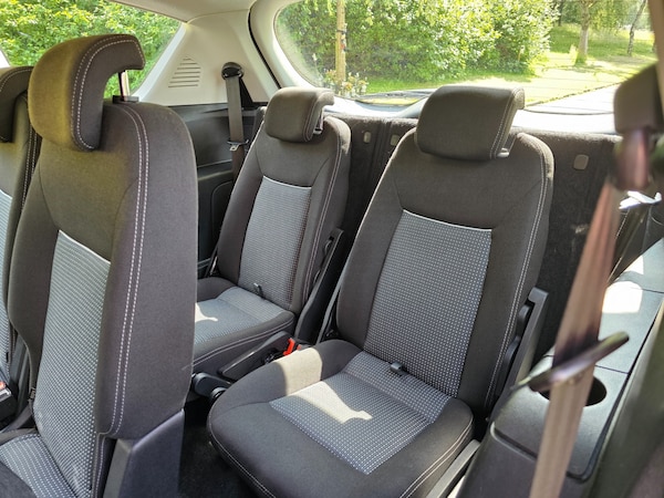 Used Ford S-Max 2013 for sale - 75673694: Photo 13