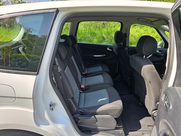 Used Ford S-Max 2013 for sale - 75673694: Photo 14
