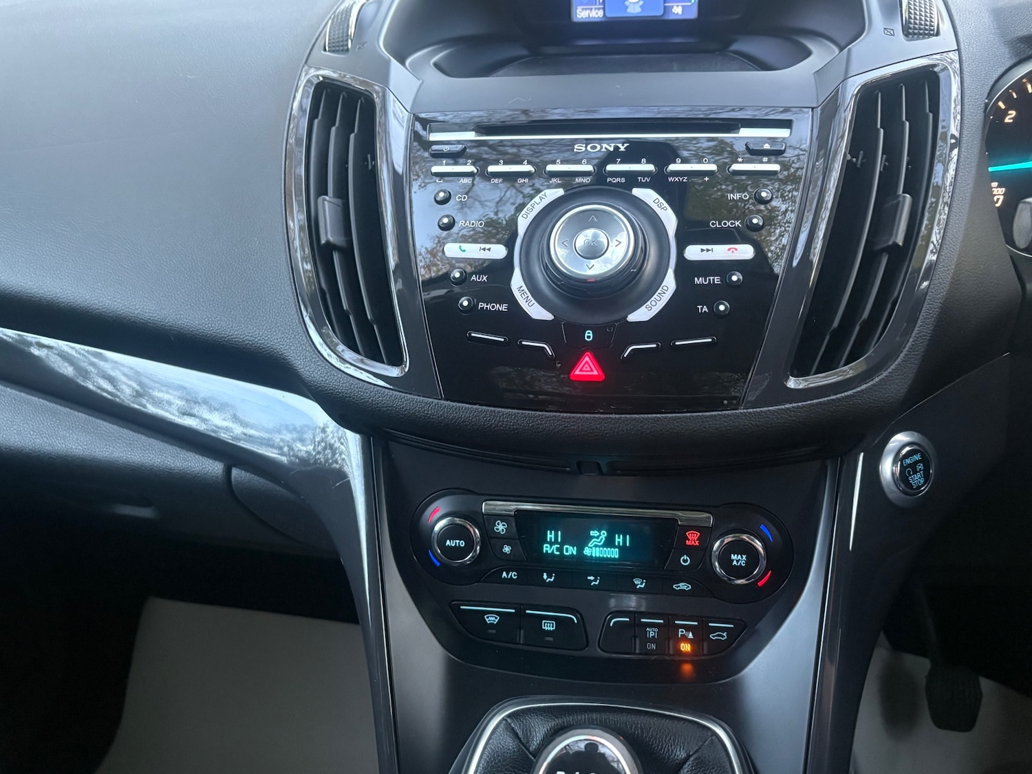 Used Ford Kuga 2014 for sale - 76438212: Photo 15