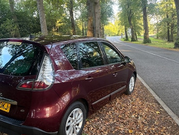 Used Renault Scenic 2015 for sale - 75936132: Photo