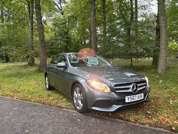 Used Mercedes-Benz C-Class 2017 for sale - 75952552: Photo