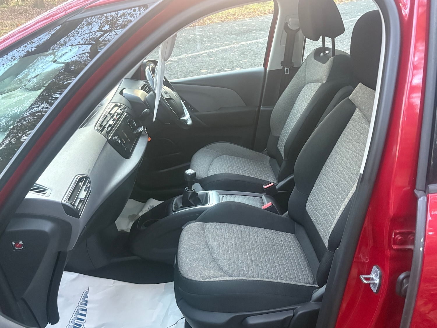 Used Citroen C4 Grand Picasso 2015 for sale - 76437993: Photo 11