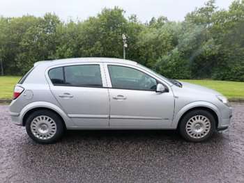 2005 (55) - 1.6i 16v Club 5dr