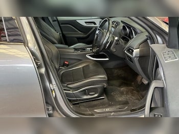 Used Jaguar F-Pace 2017 for sale - 79075846: Photo
