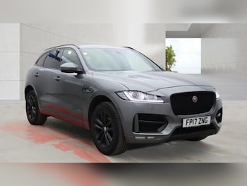 Used Jaguar F-Pace 2017 for sale - 79075846: Photo
